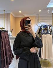 zems belden büzgülü yakası taş işlemeli elbise siyah 3