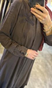 lissmore  yakası çiçek detaylı elbise kahve 2