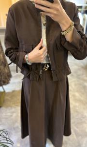 ceremony eteği toka detaylı kısa ceketli takım kahve 6