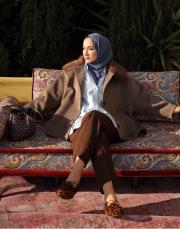 kadriye baştürk yakası kürk detaylı kaşe kaban kahve