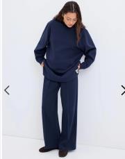 kadriye baştürk oversize yandan yırtmaçlı sweatshirt lacivert 2