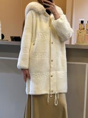 ghisa kürk detaylı kaban ekru 2