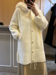 ghisa kürk detaylı kaban ekru 5