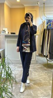 kolları çıt çıt detaylı önden fermuarlı hakim yaka ceketli takım lacivert